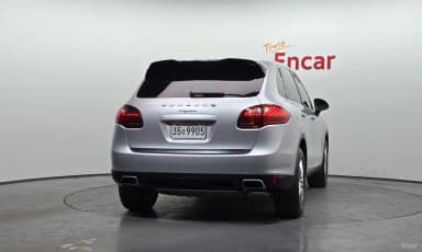 New Cayenne