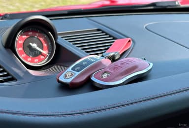 911 (992)