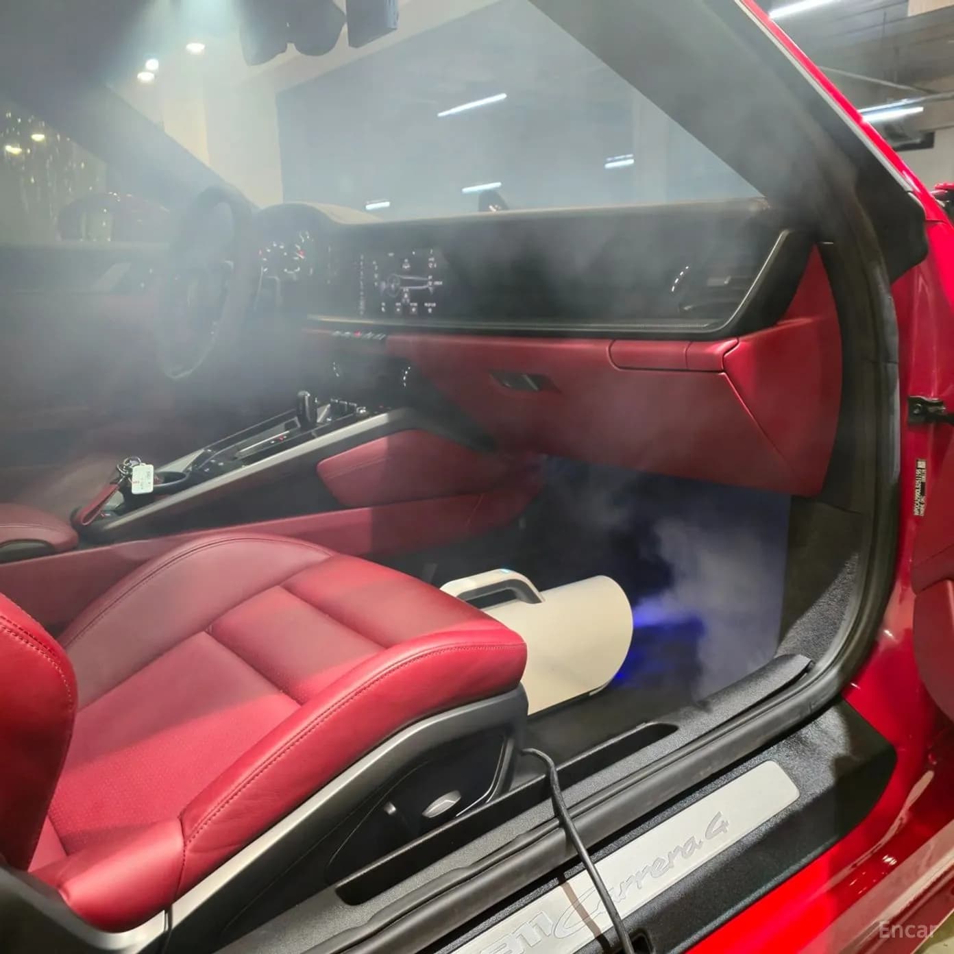 911 (992)