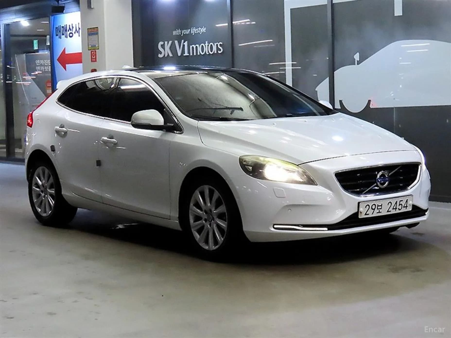 V40