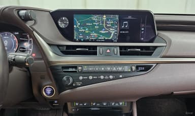 ES300h 7th Generation