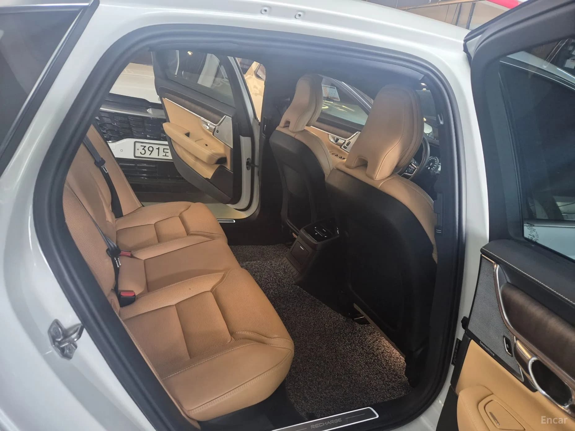S90