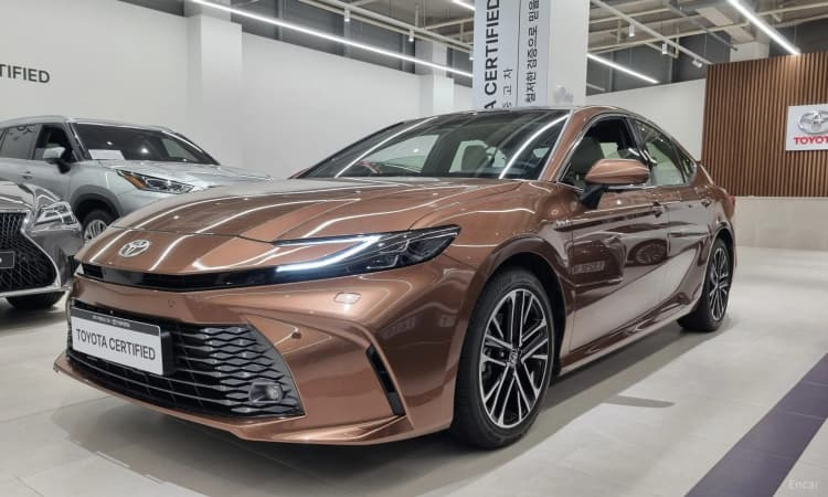 Camry (XV80)