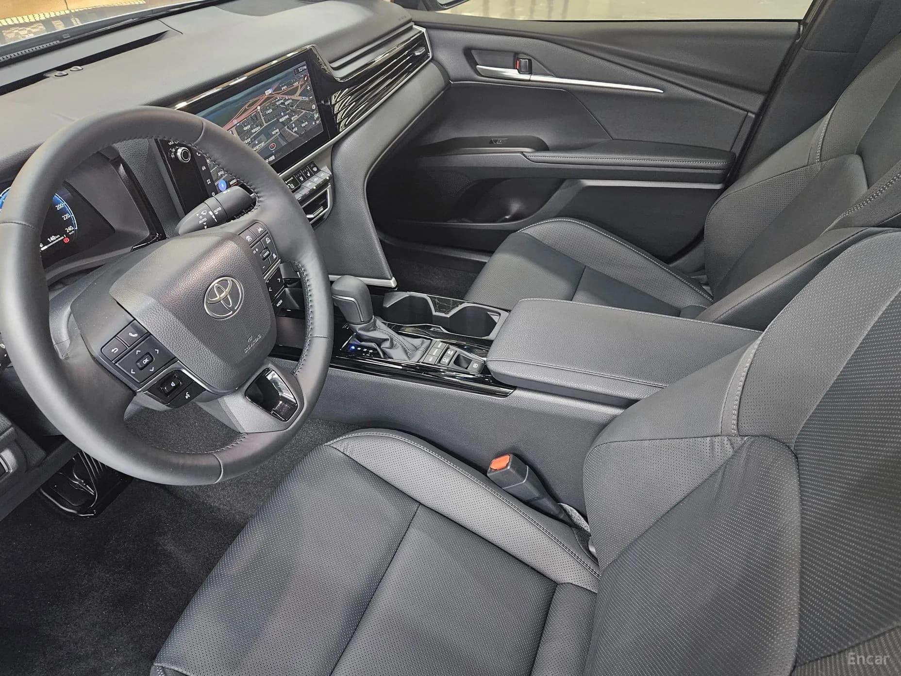 Camry (XV80)