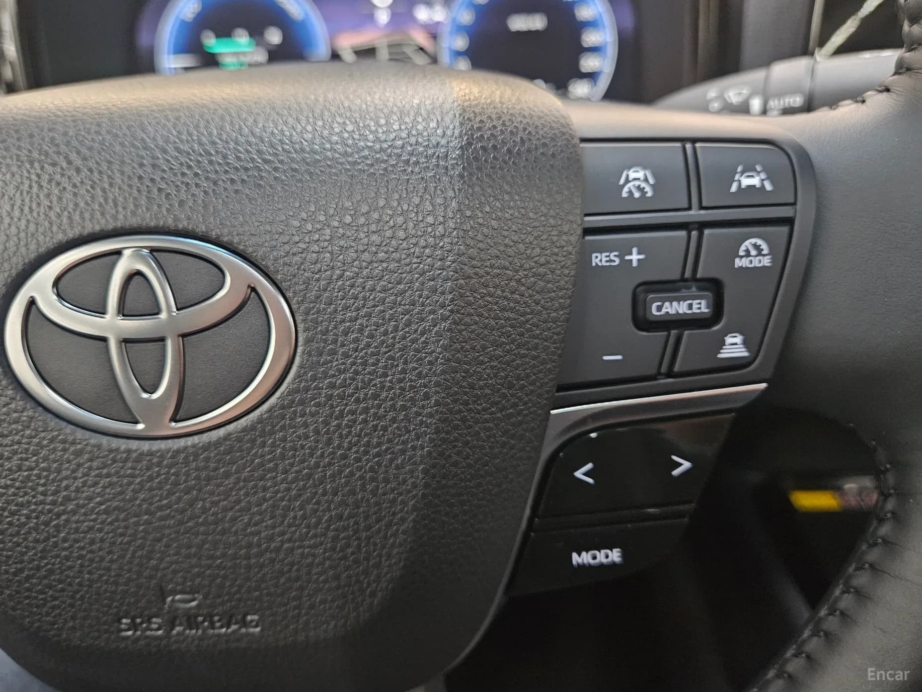 Camry (XV80)