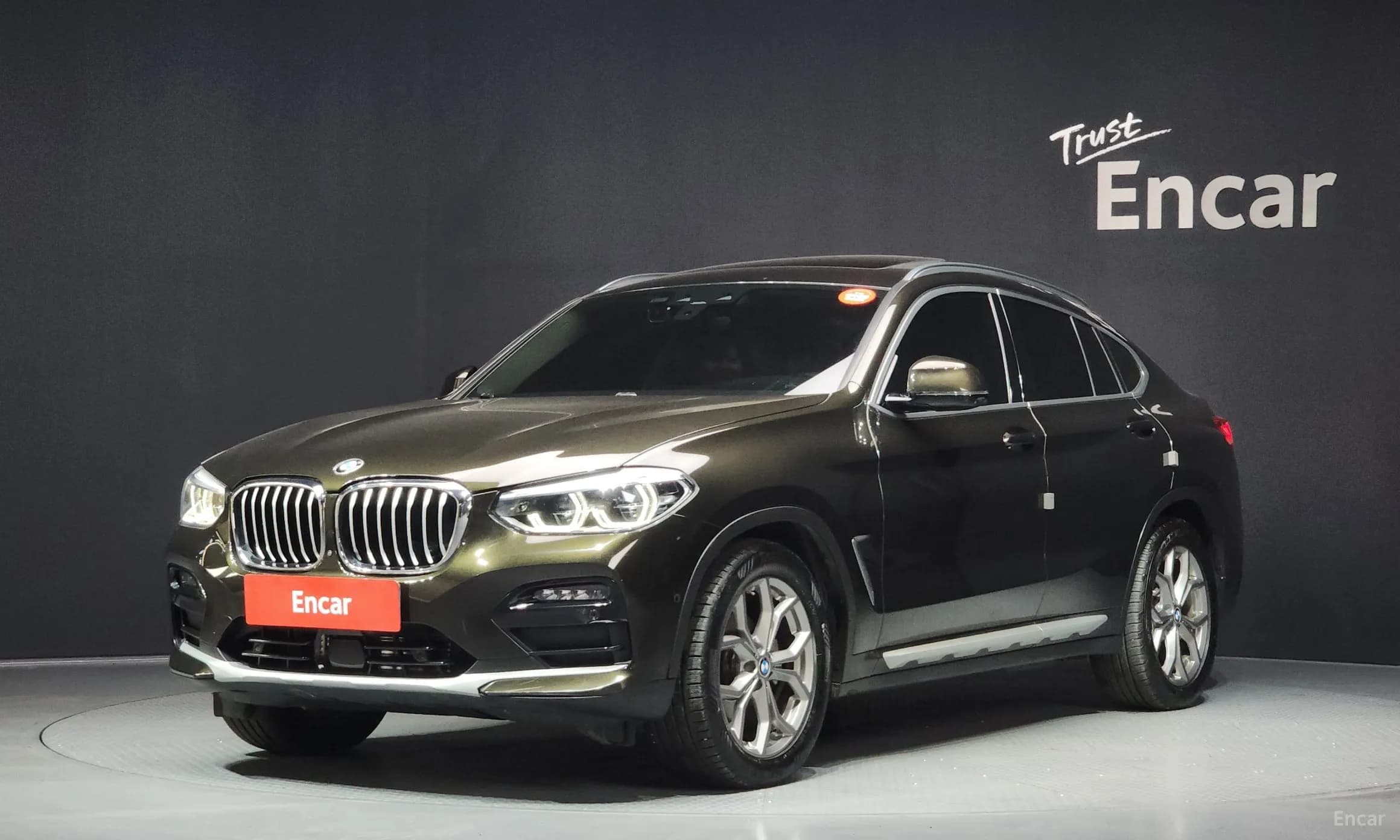 X4 (G02)