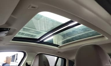X4 (G02)