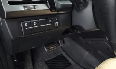 Rexton Sports Khan