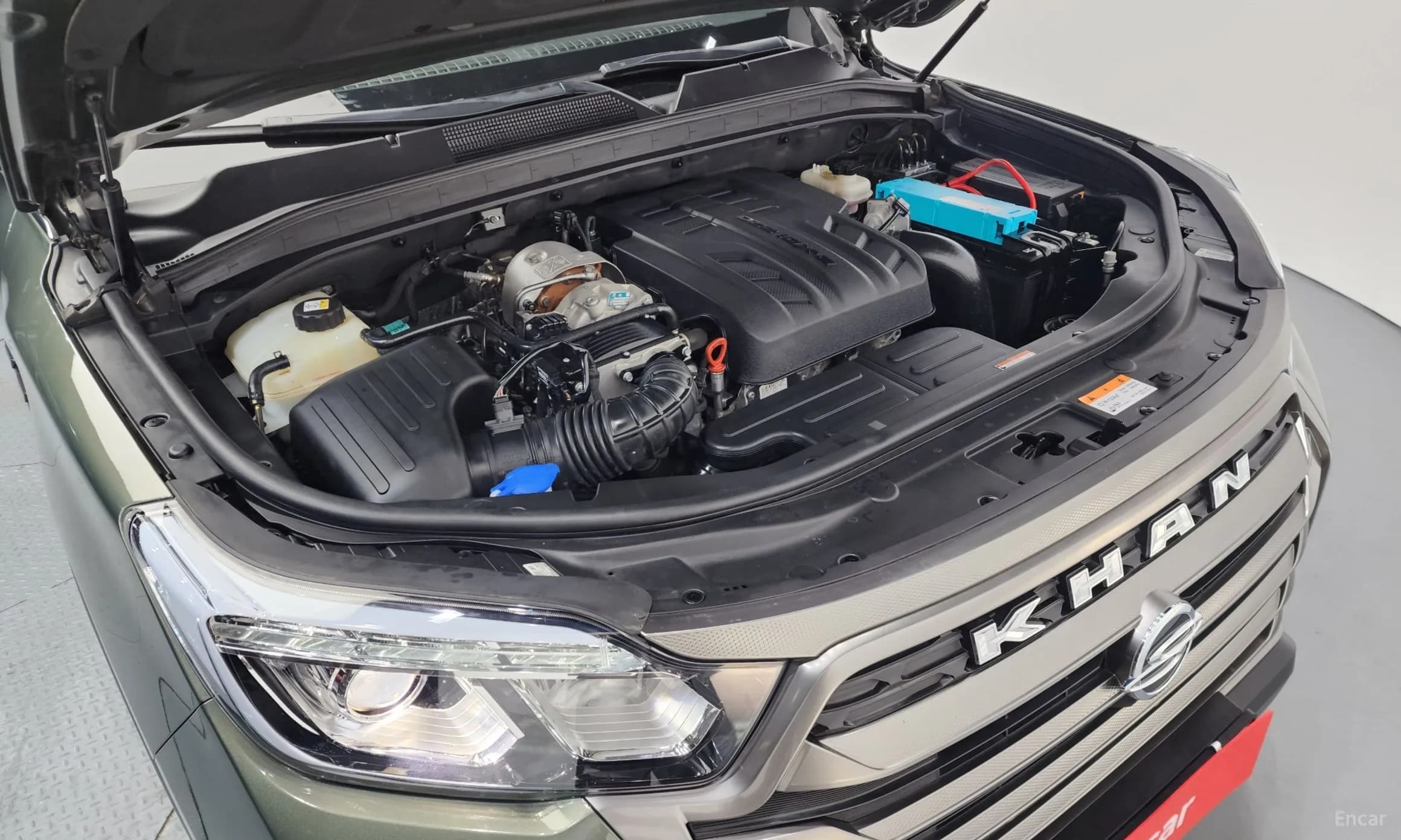Rexton Sports Khan
