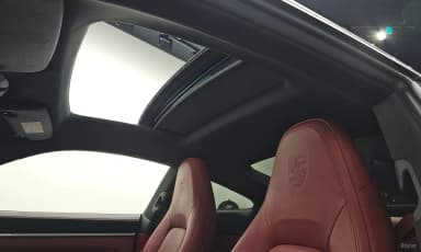 911 (992)