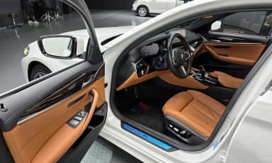 5 Series (G30)