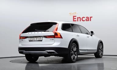 V90 Cross Country