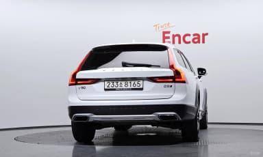 V90 Cross Country