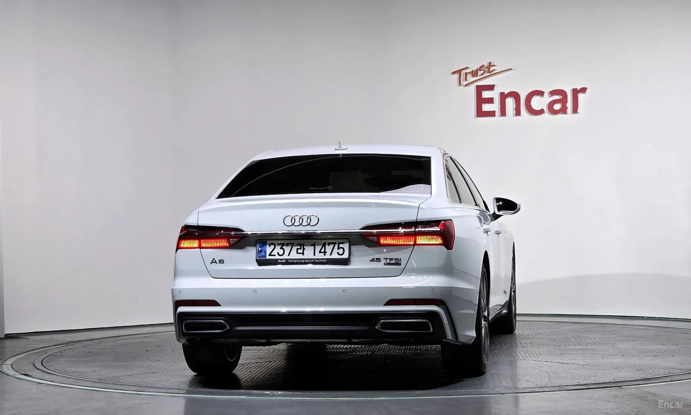 A6 (C8)