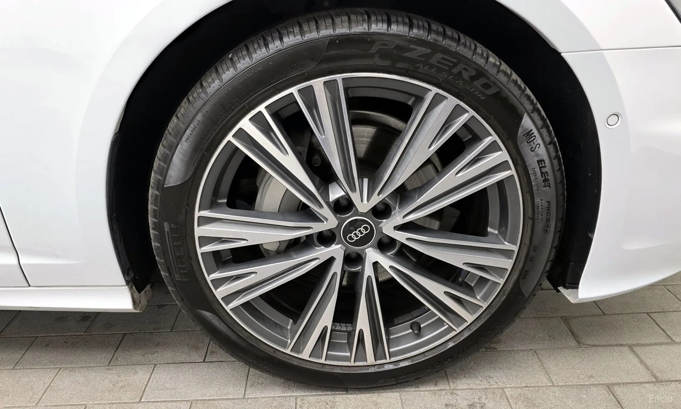 A6 (C8)