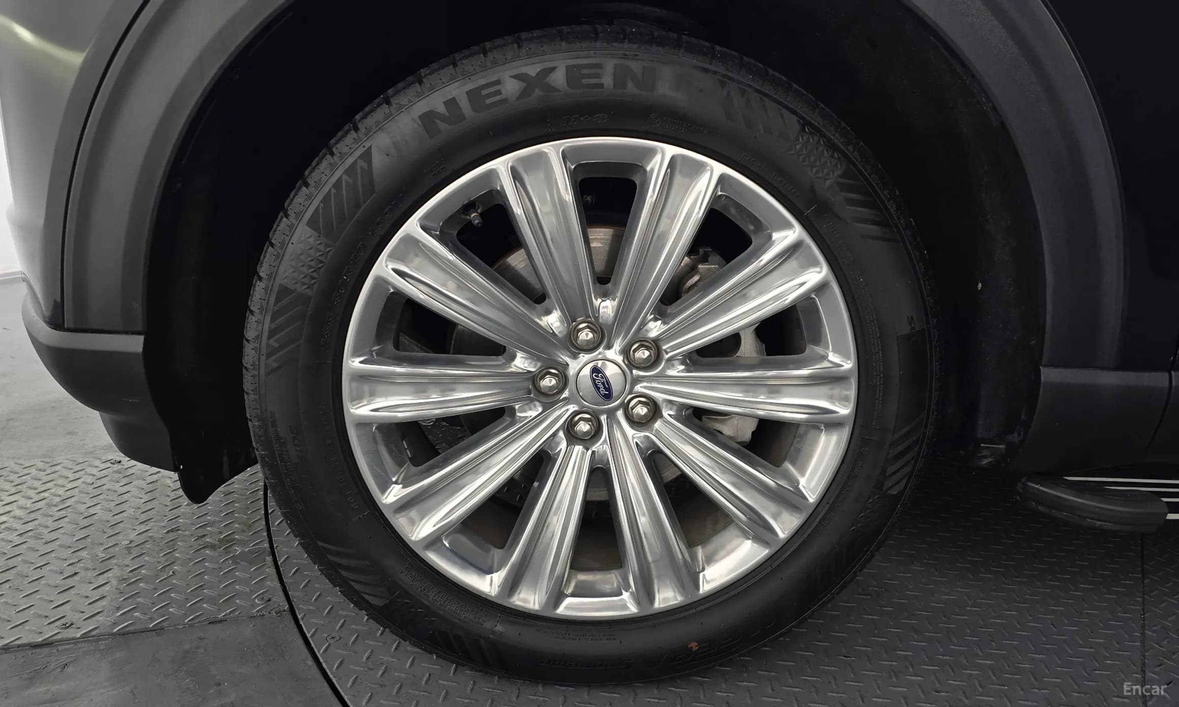 Explorer 6th Generation