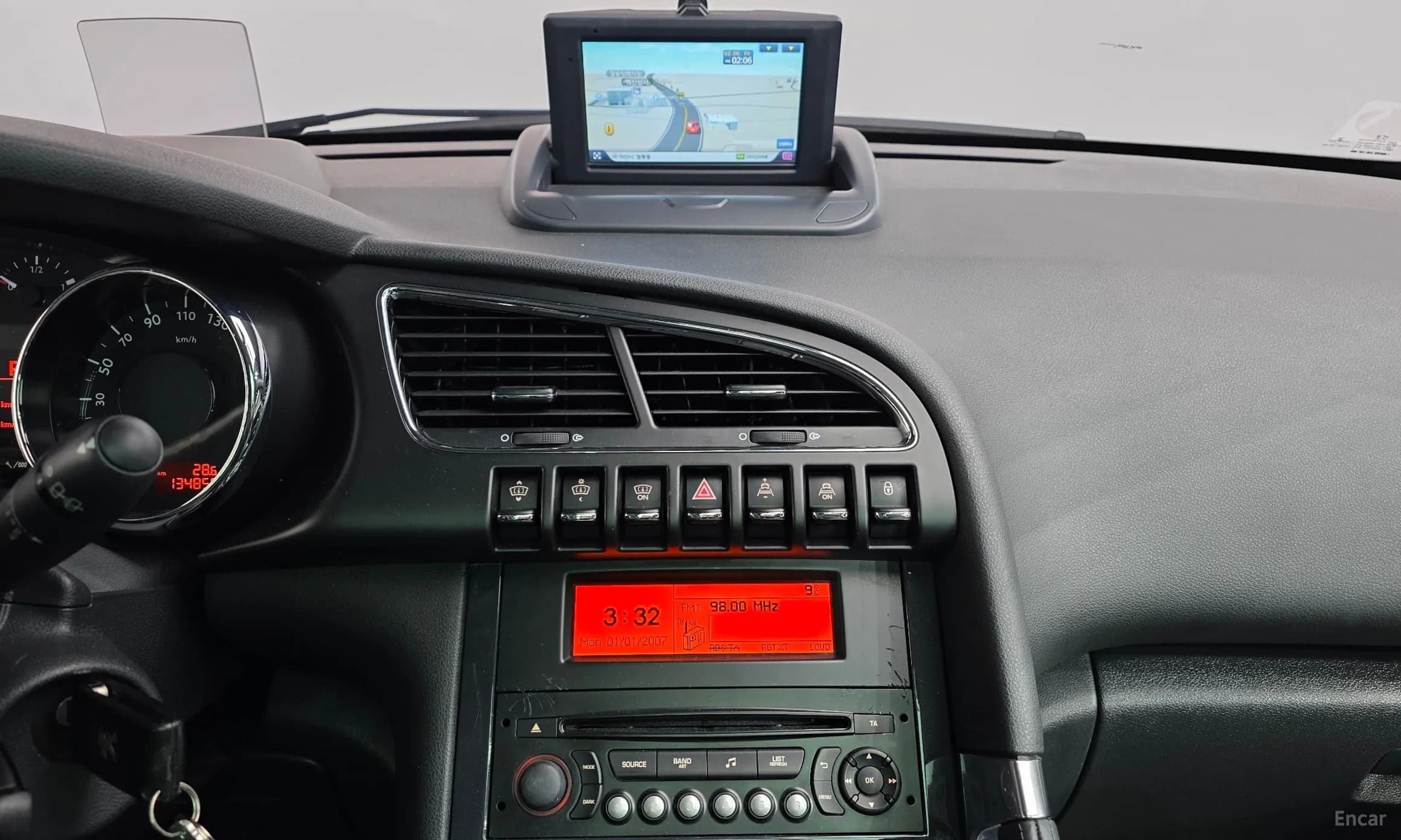 m1Bw200E2YqeygG33_dc2:3007