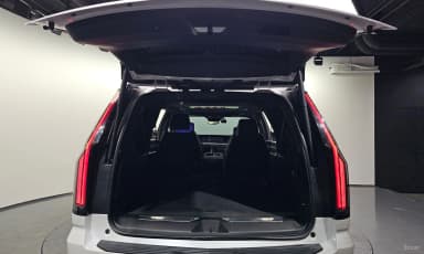 Escalade 5th Generation