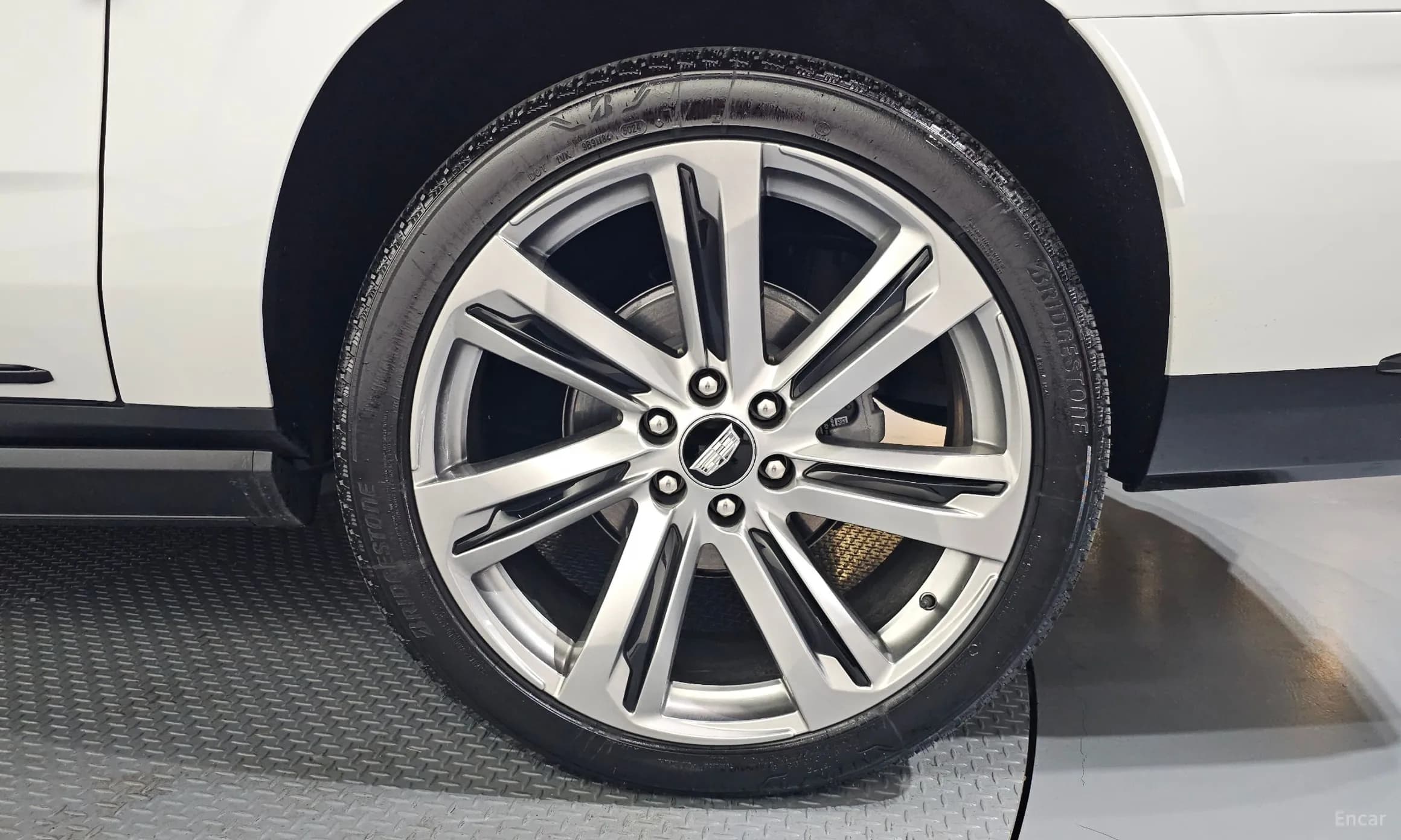 Escalade 5th Generation