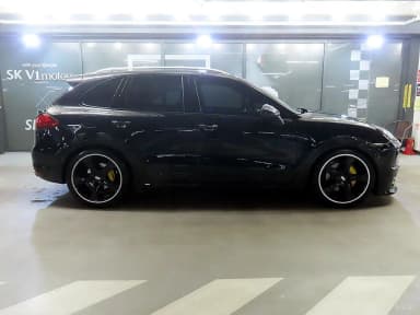 New Cayenne