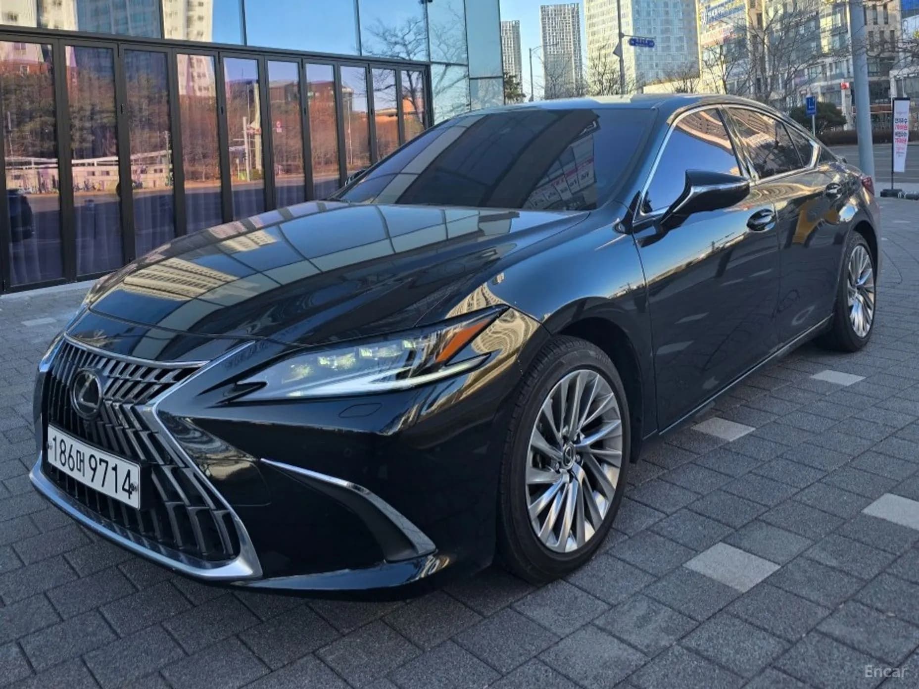 ES300h 7th Generation