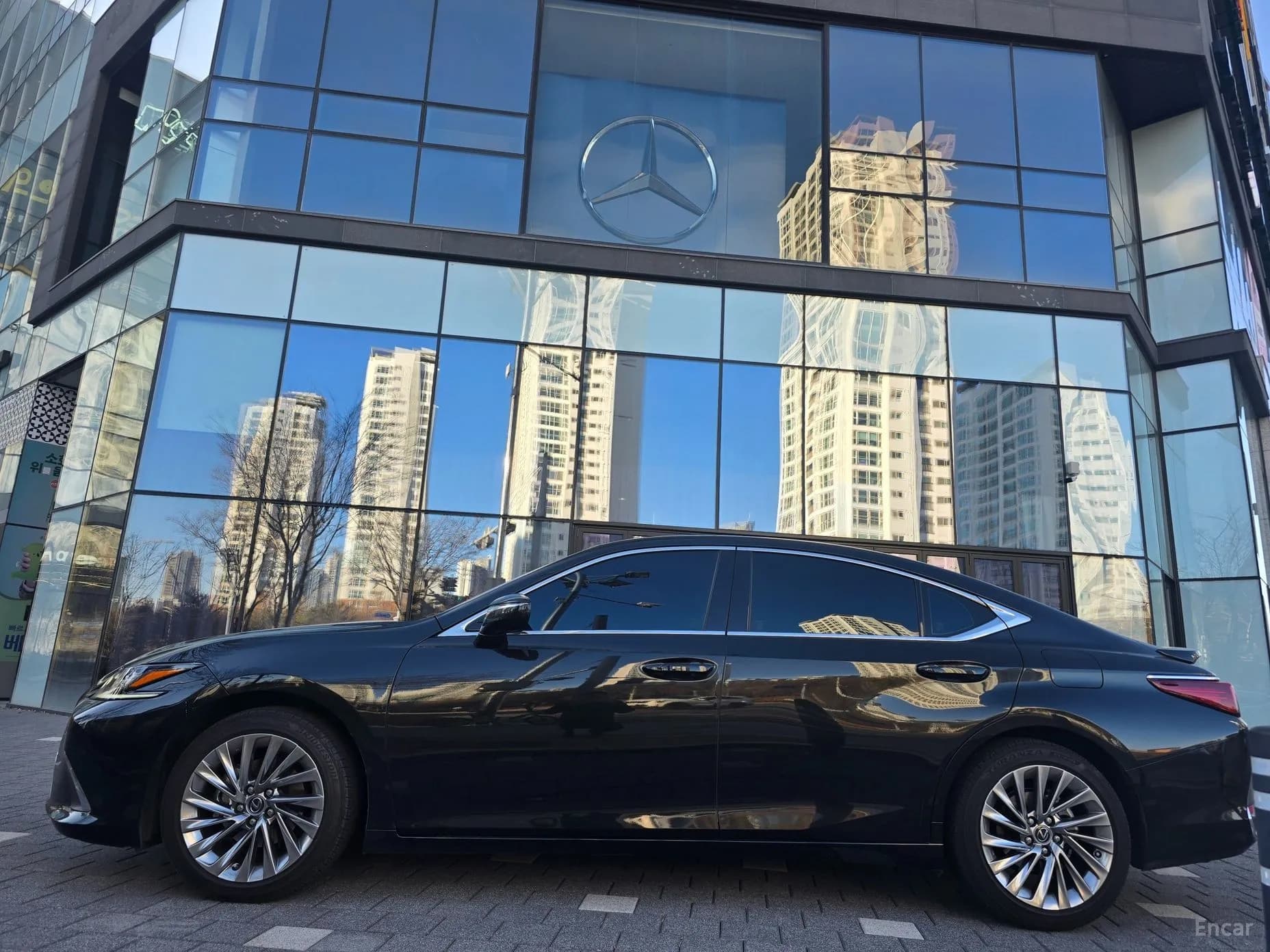 ES300h 7th Generation