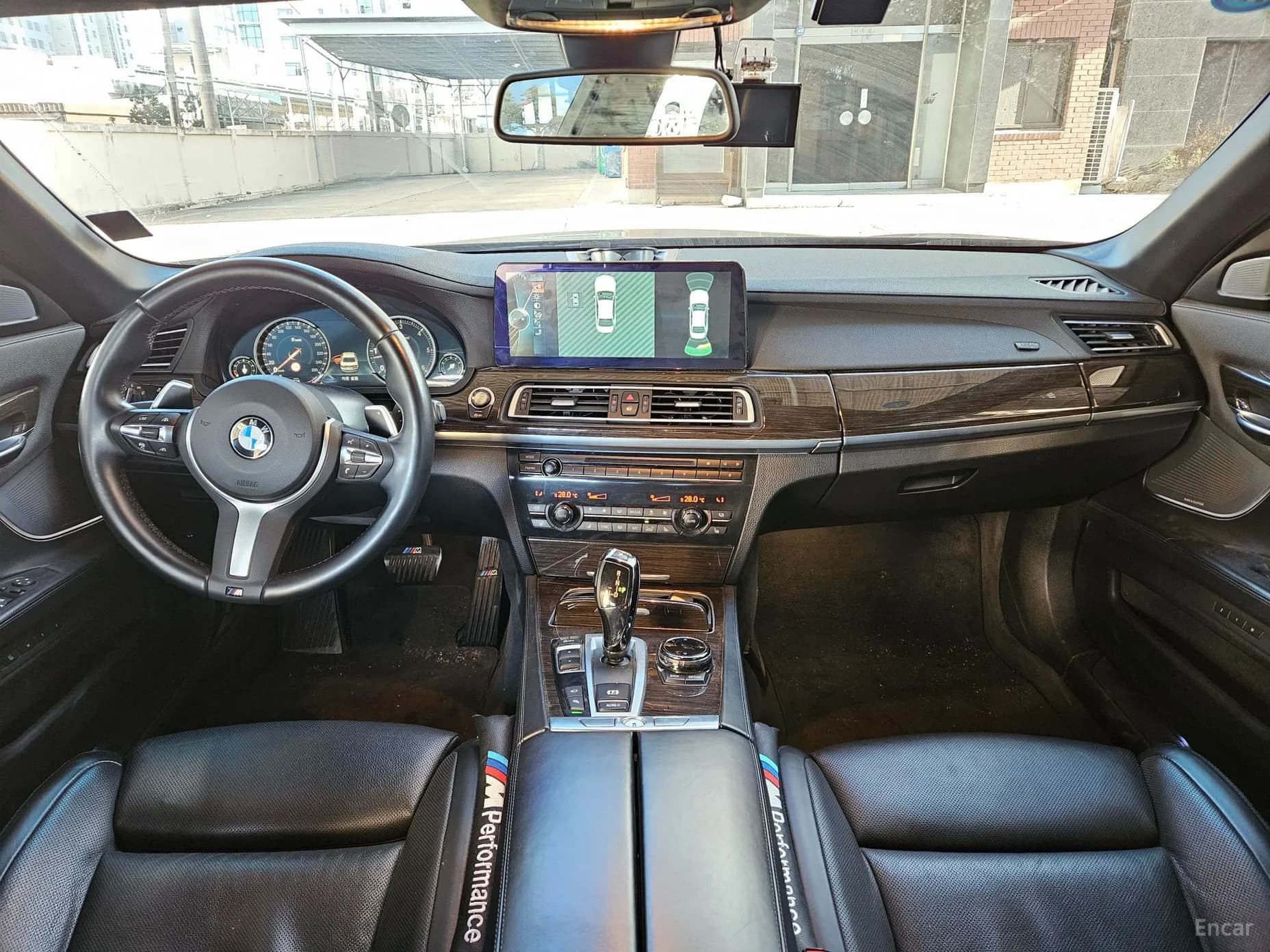 7 Series (F01)