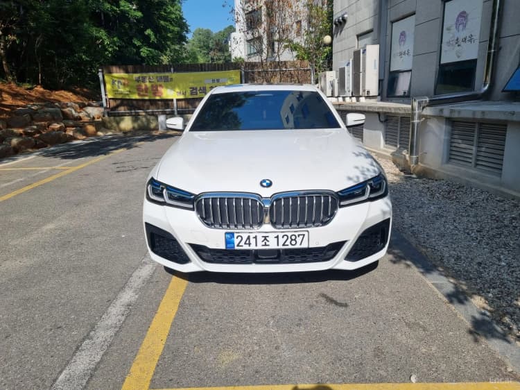 5 Series (G30)