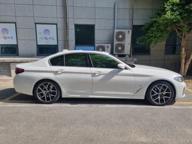 5 Series (G30)