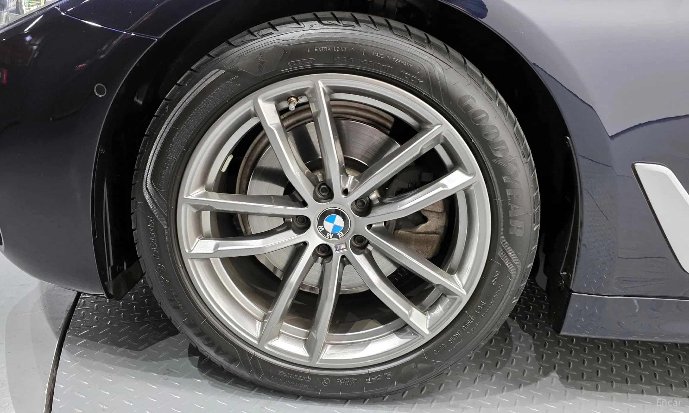 5 Series (G30)