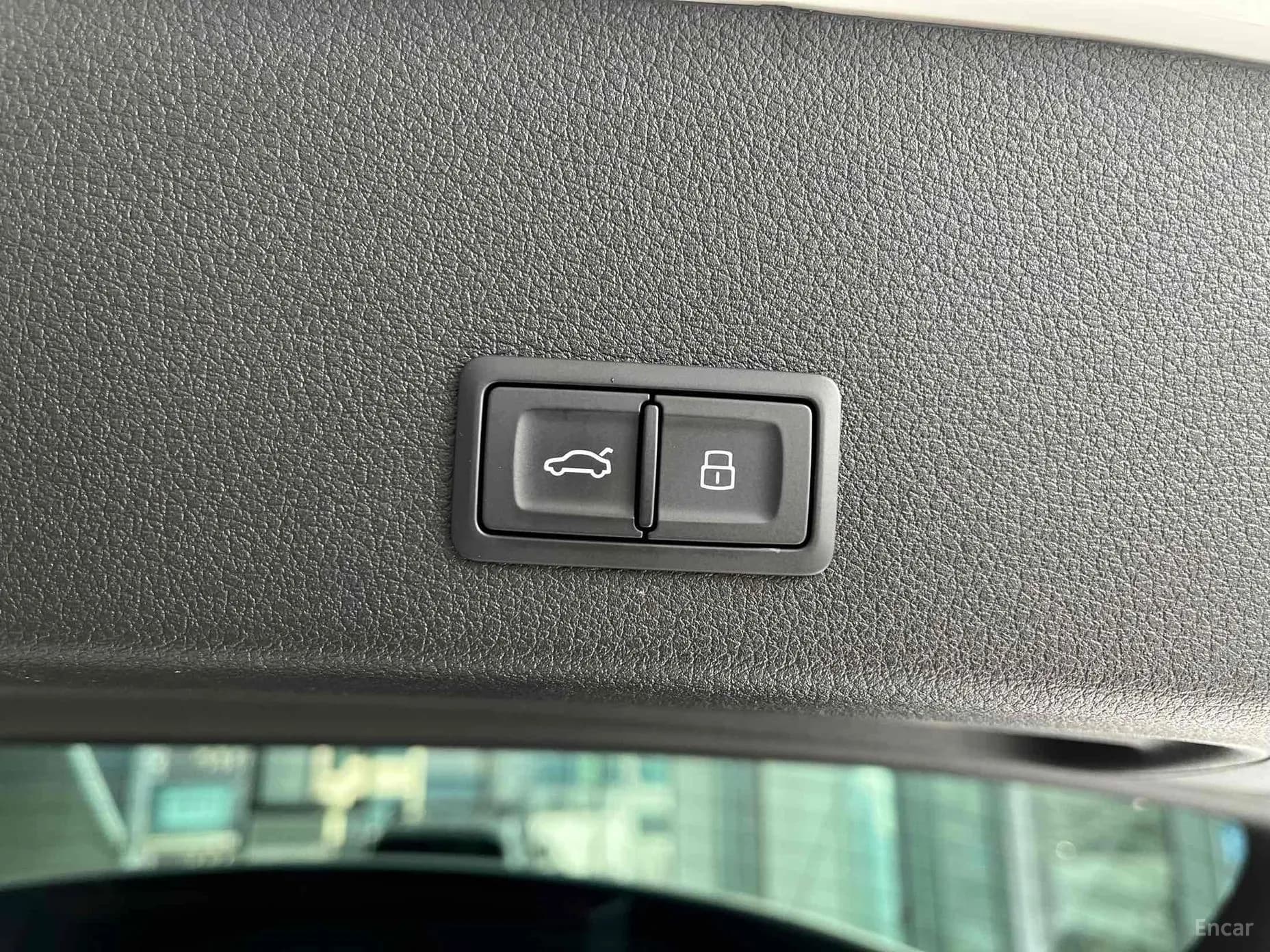 Q8 e-tron (GE)