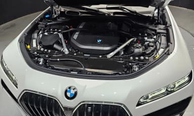 7 Series (G70)