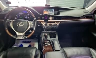New ES300h