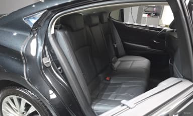 ES300h 7th Generation