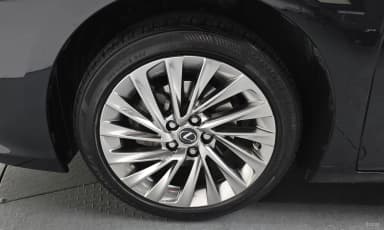 ES300h 7th Generation