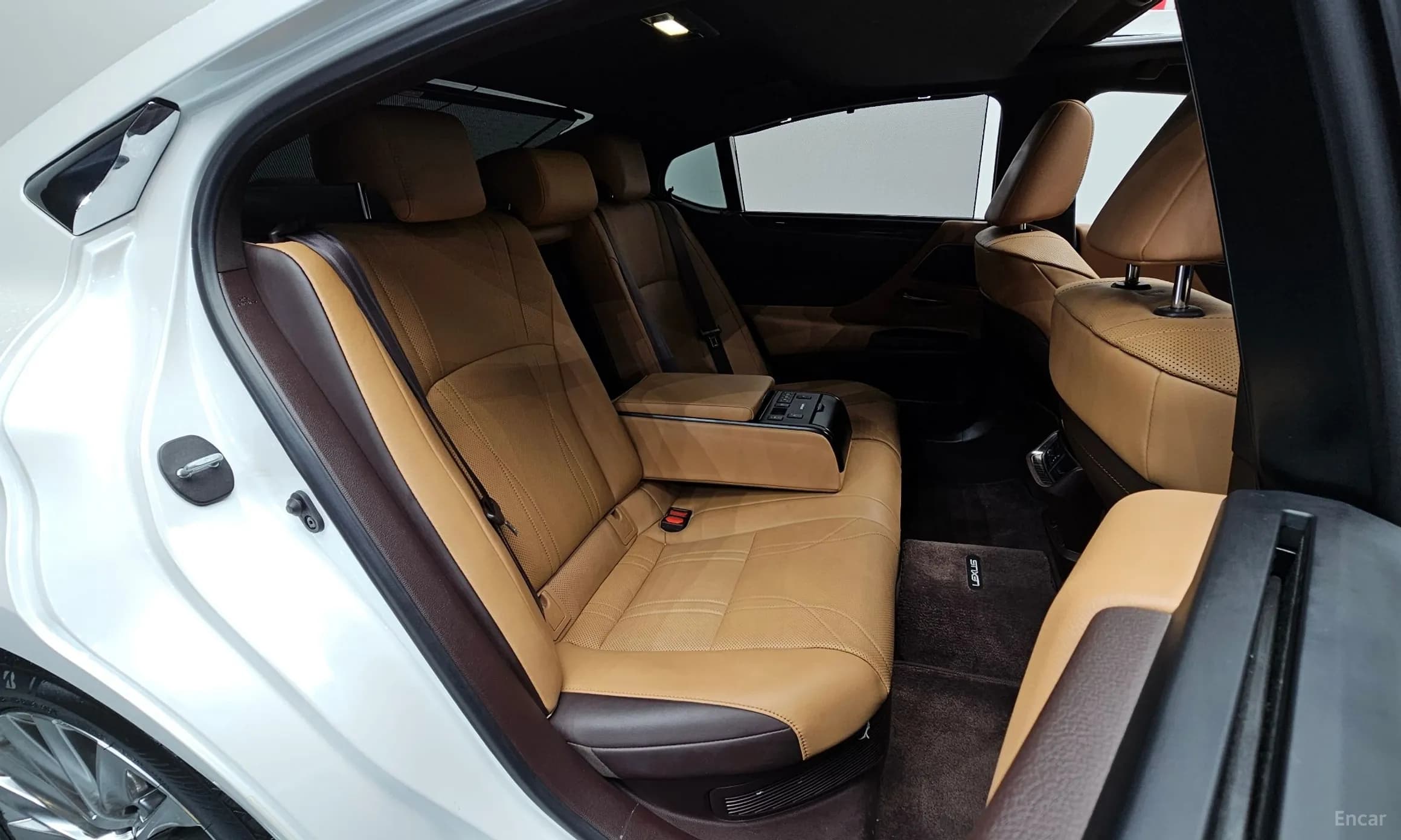 ES300h 7th Generation