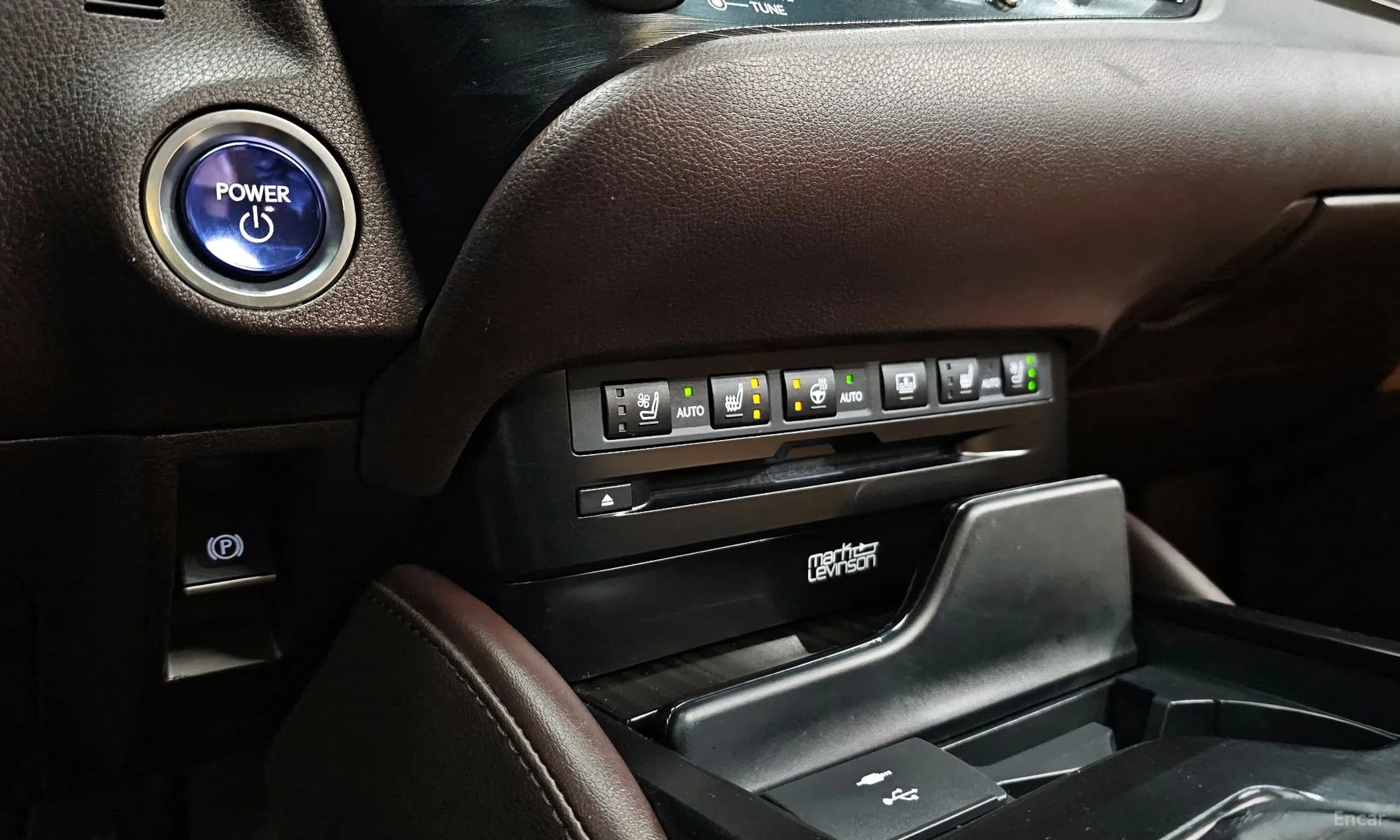 ES300h 7th Generation