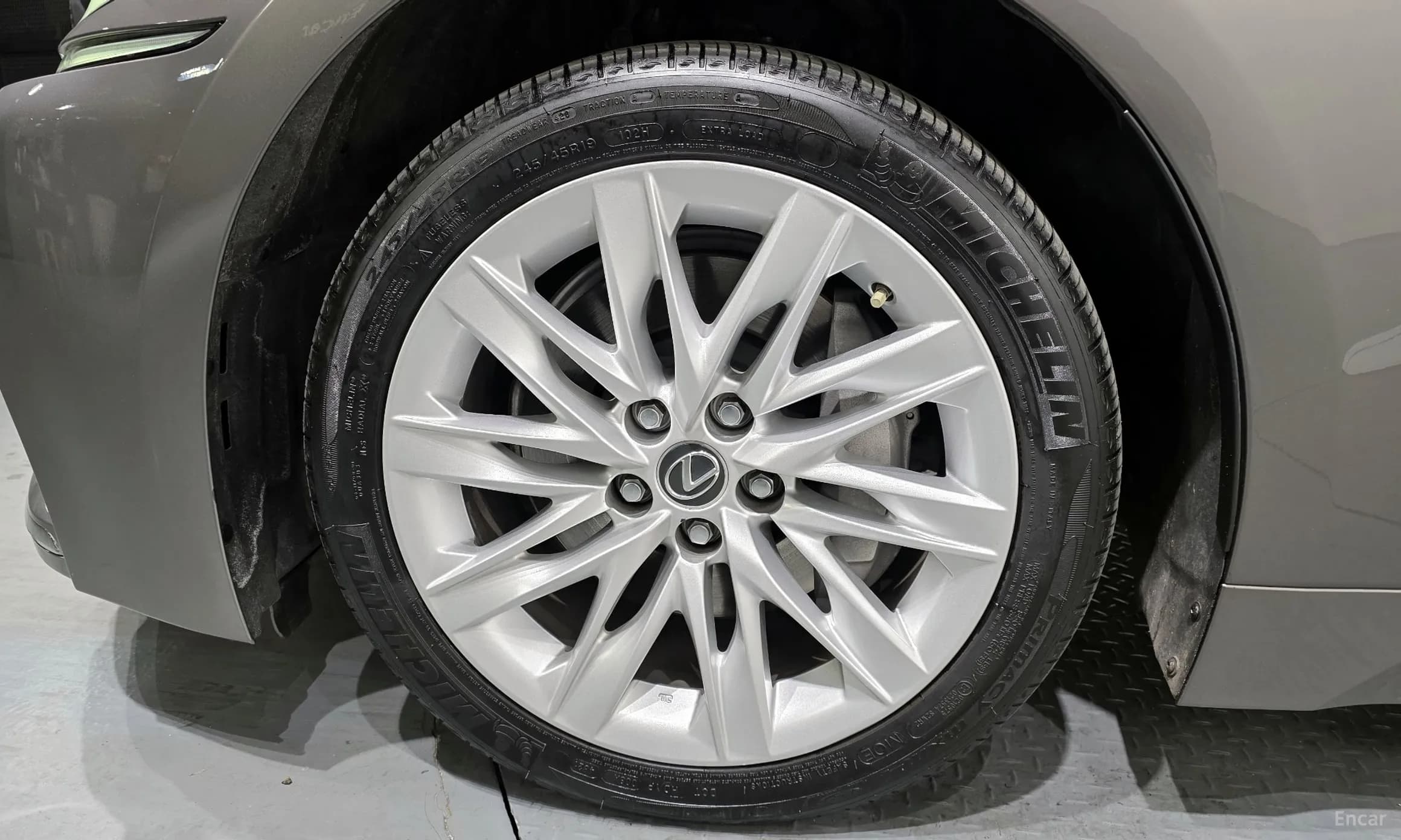 LS500 5th Generation