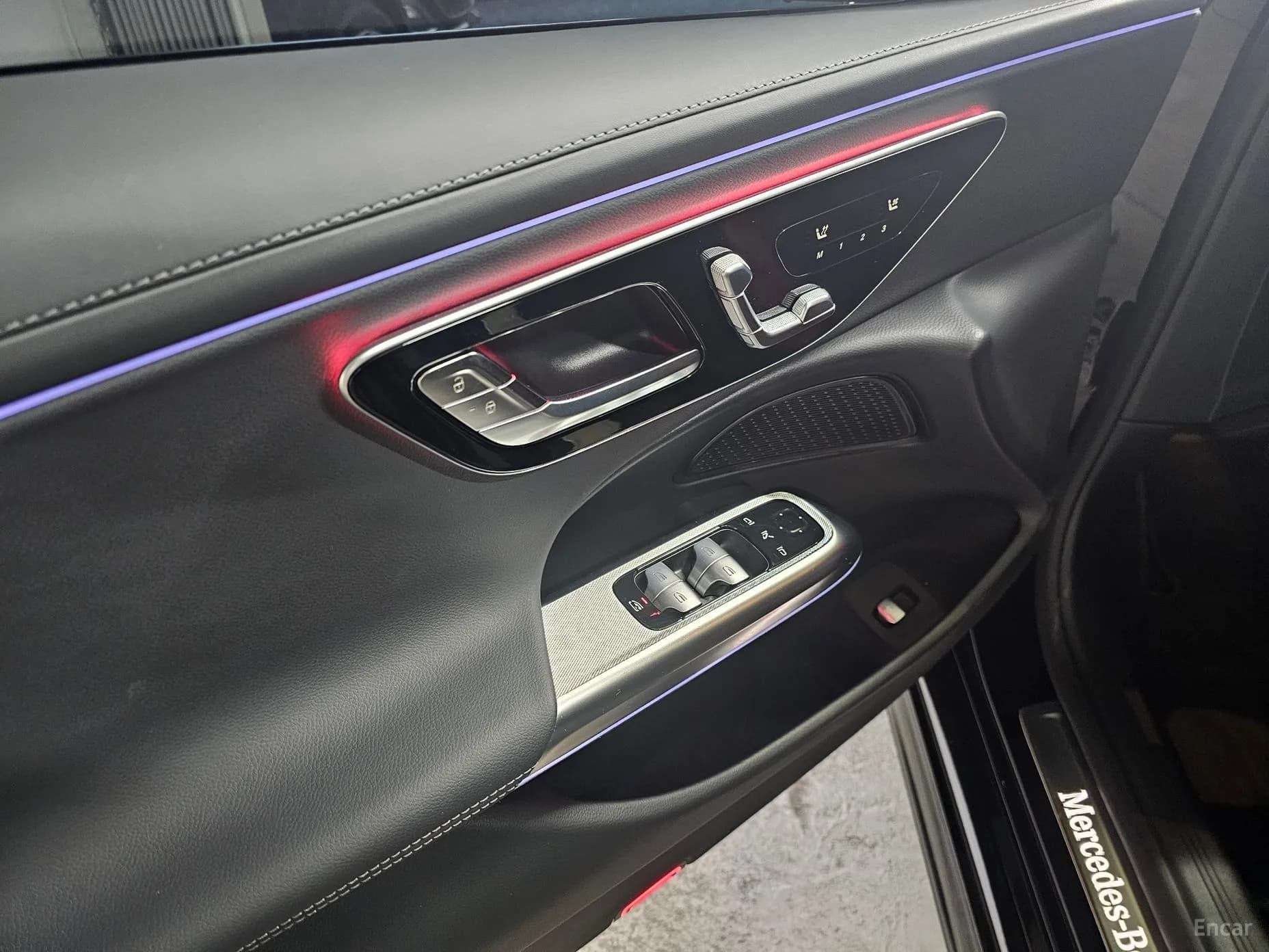 E-Class W214