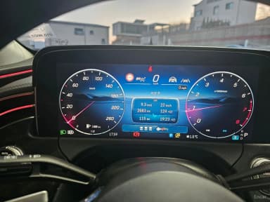 E-Class W214