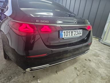 E-Class W214