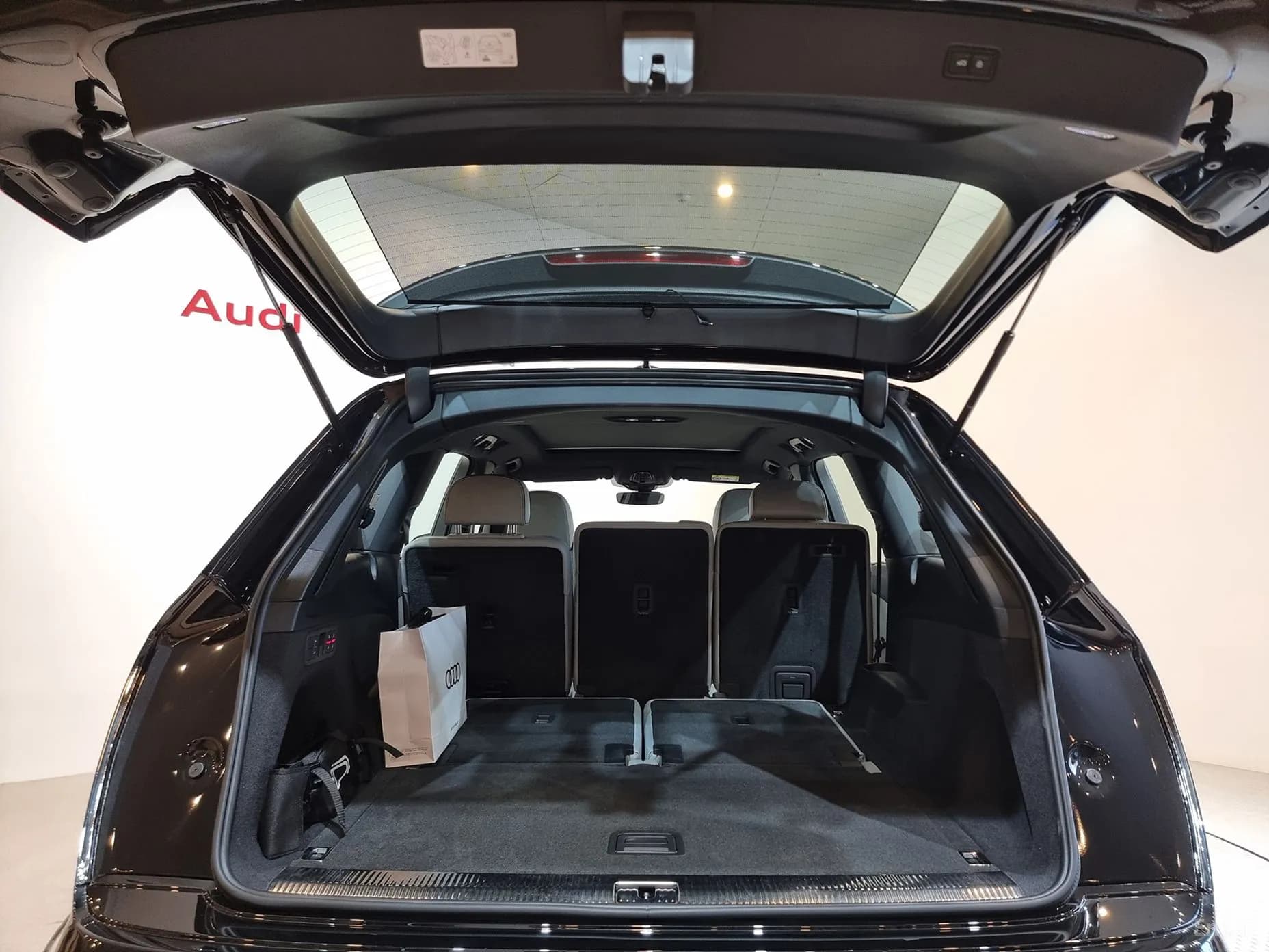 Q7 (4M)
