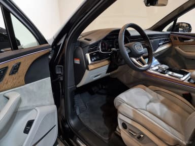 Q7 (4M)