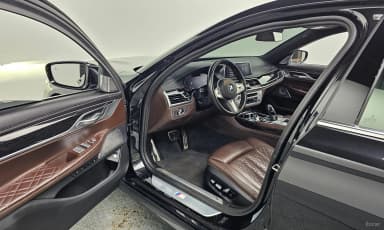 7 Series (G11)