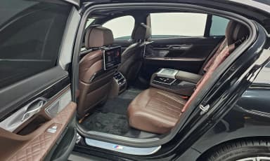 7 Series (G11)
