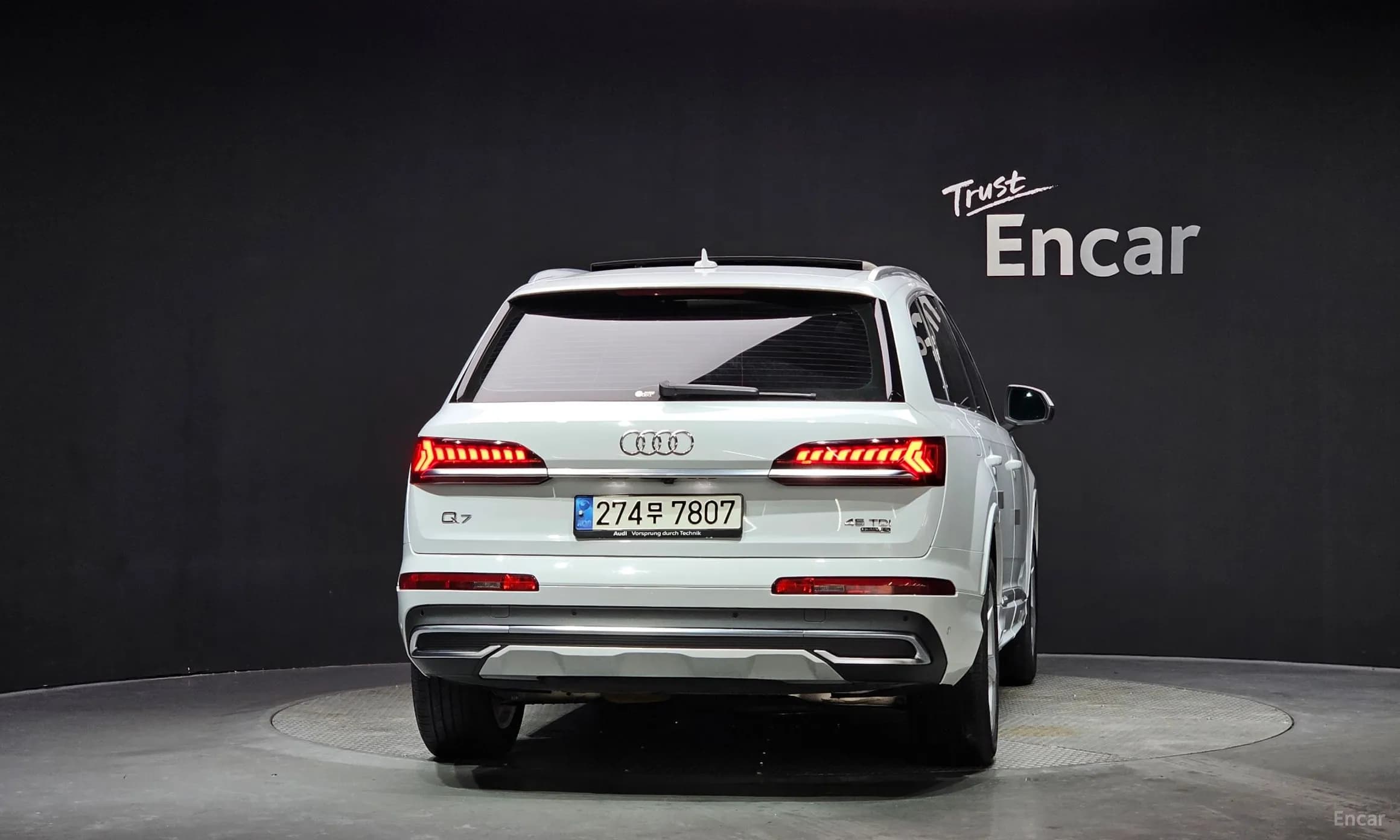 Q7 (4M)