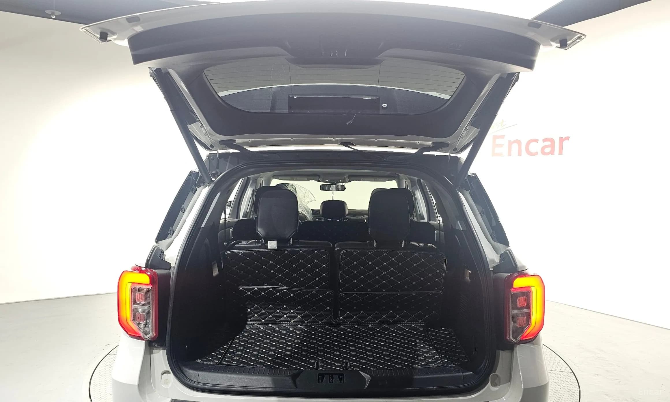 Explorer 6th Generation