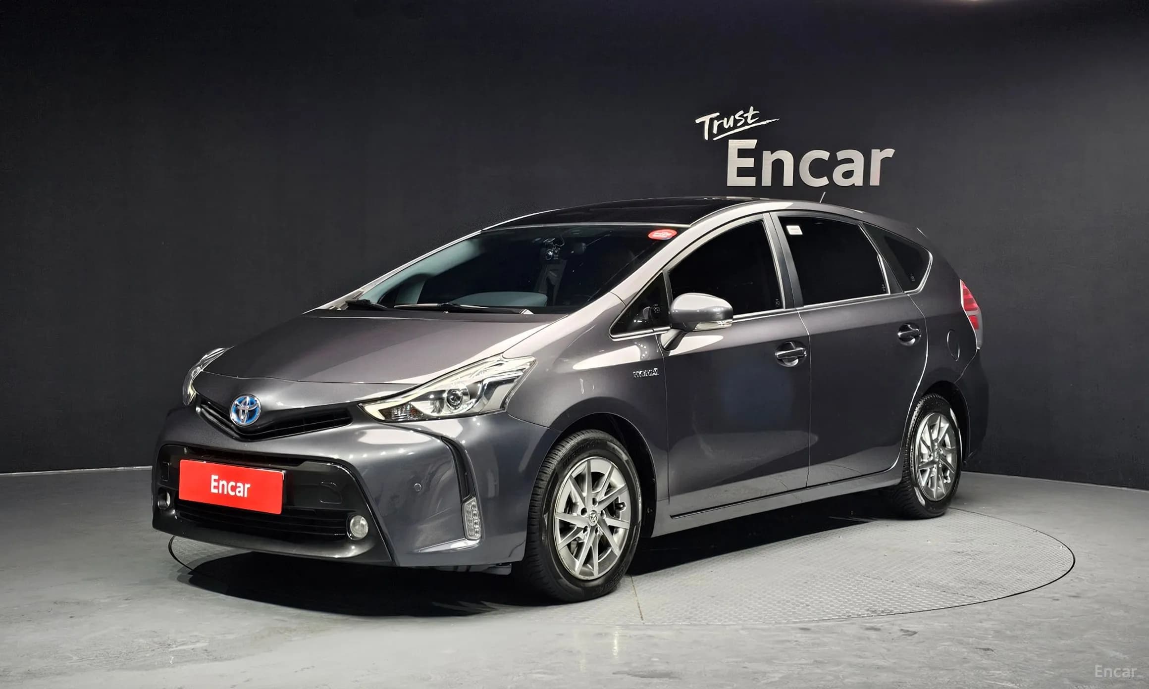 Prius V