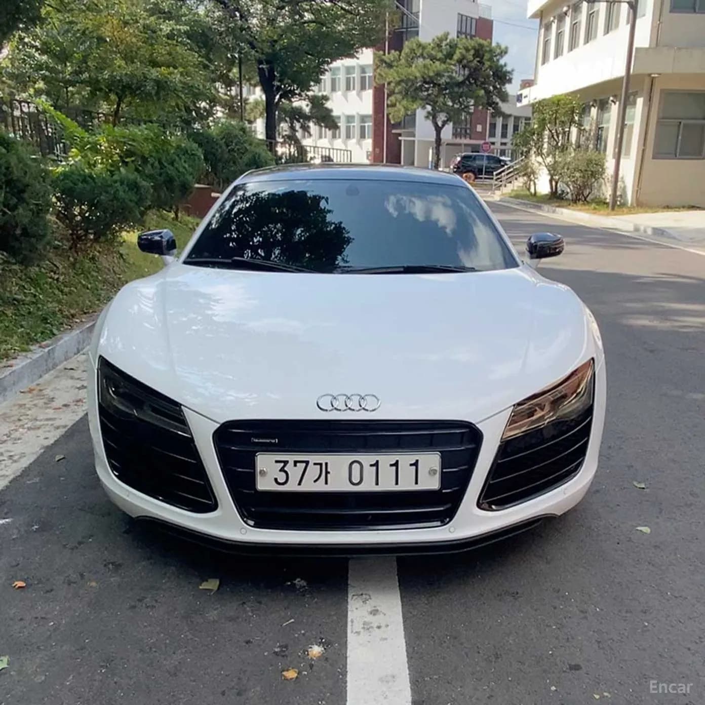 R8