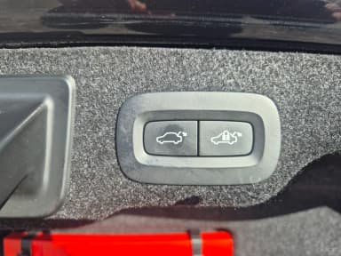 S90